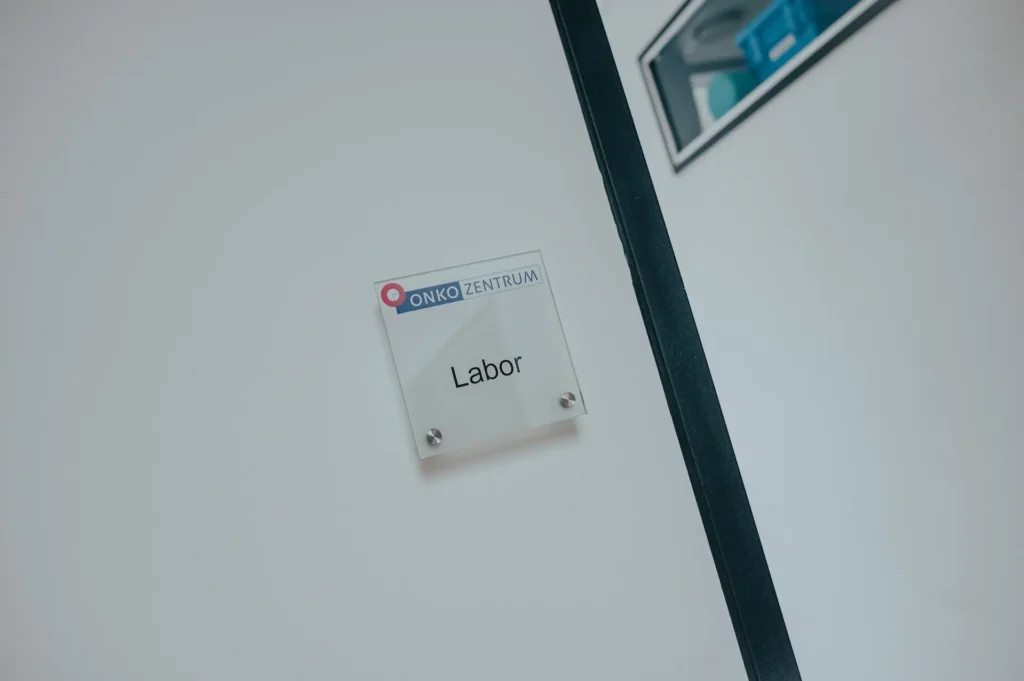 Laborschild
